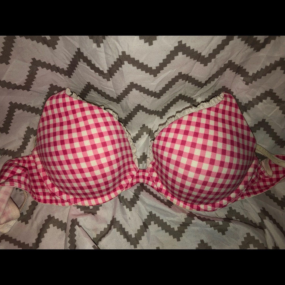 Vs push-up bra